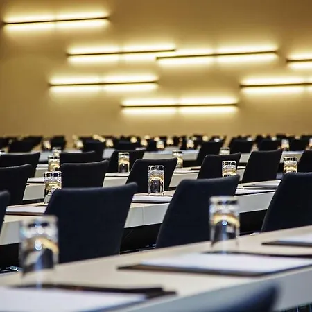 Szálloda Steigenberger Airport Ber Schönefeld