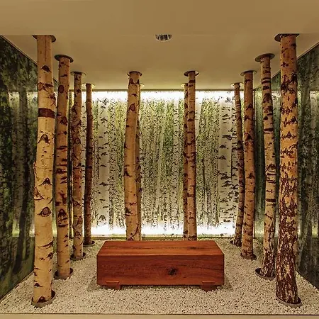 Steigenberger Airport Ber 4*