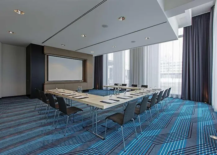 Hotel Steigenberger Airport Ber 4*